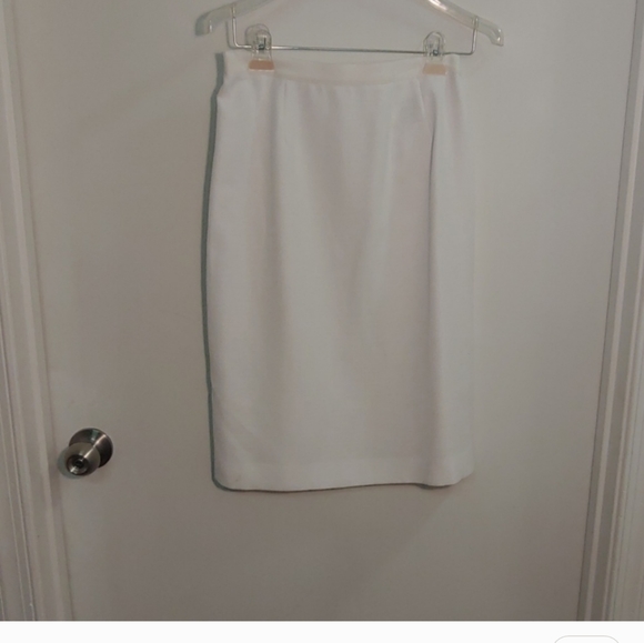 Clothing - Picture 3 of 3